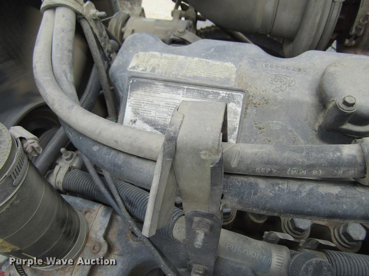 image for item DF3822 1996 Mack RD600 dump truck