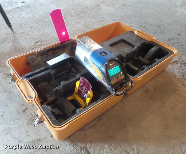 image for item DM9926 Spectra Precision 1285 Dialgrade pipe laser