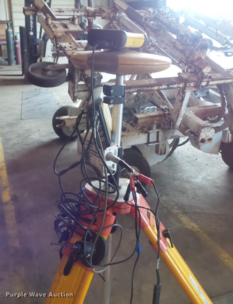 image for item DM9927 Topcon Legacy-E GPS reciever