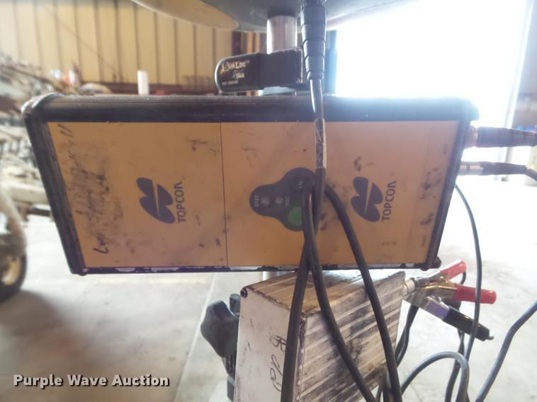 image for item DM9927 Topcon Legacy-E GPS reciever