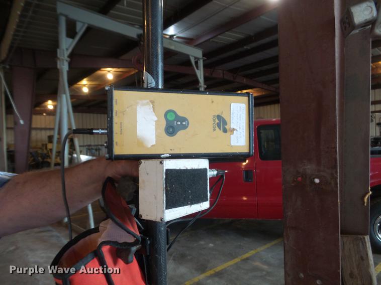 image for item DM9927 Topcon Legacy-E GPS reciever