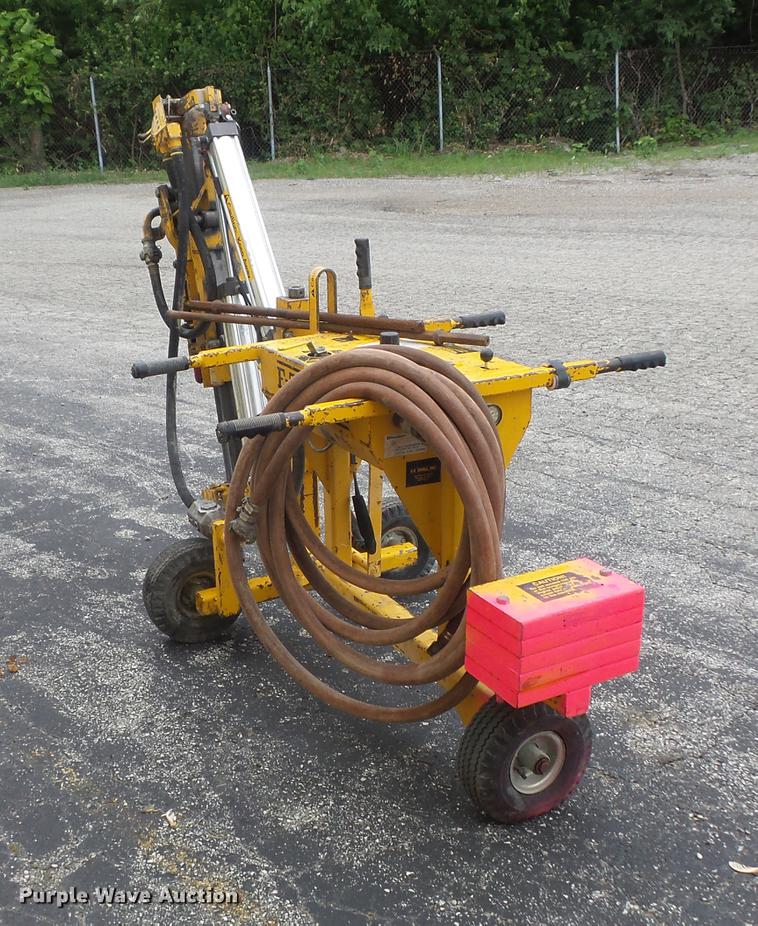 image for item DM9933 E-Z Drill 210 SRA core drill