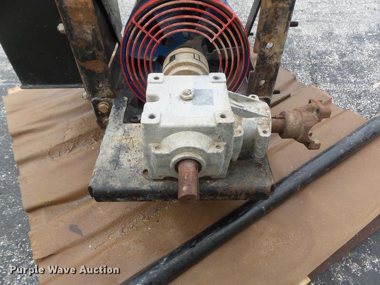 Fruitland 500LUF vacuum pump in Pontoon Beach, IL Item DM9935 sold