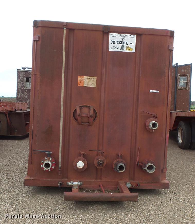 image for item DV9311 Frac tank trailer