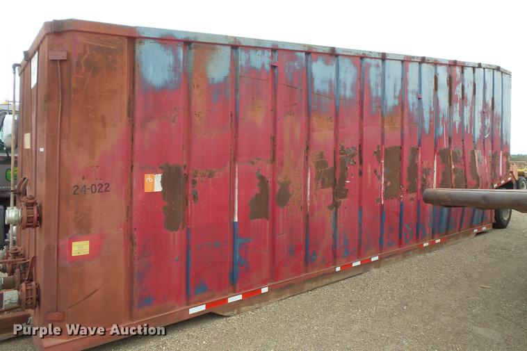 image for item DV9311 Frac tank trailer