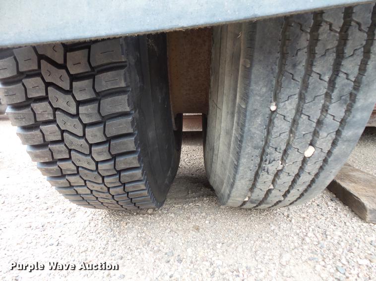 image for item DV9311 Frac tank trailer