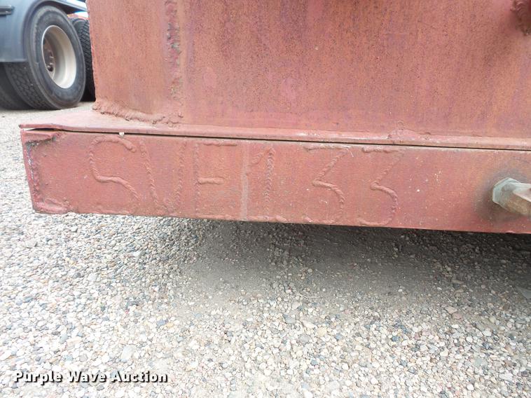 image for item DV9311 Frac tank trailer