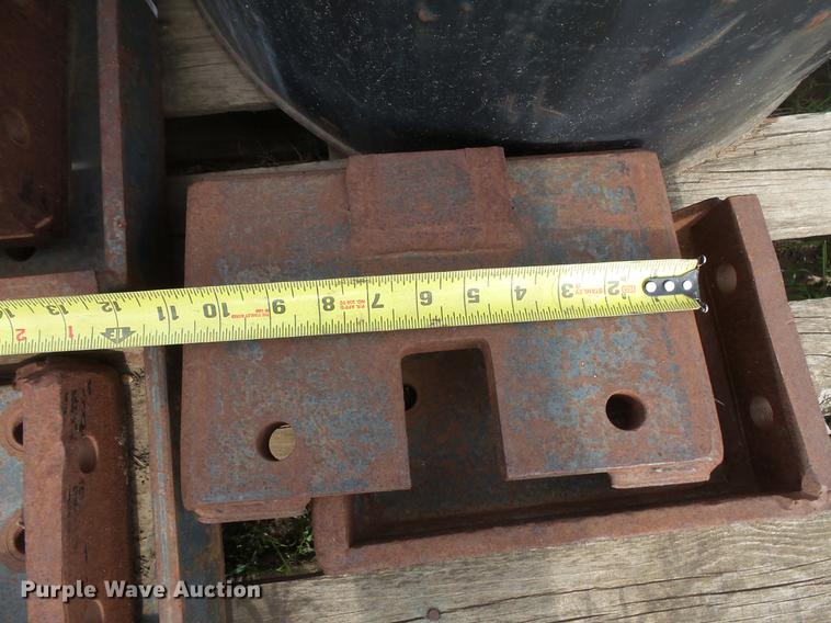 image for item DV9312 Vermeer trencher chain teeth and plates