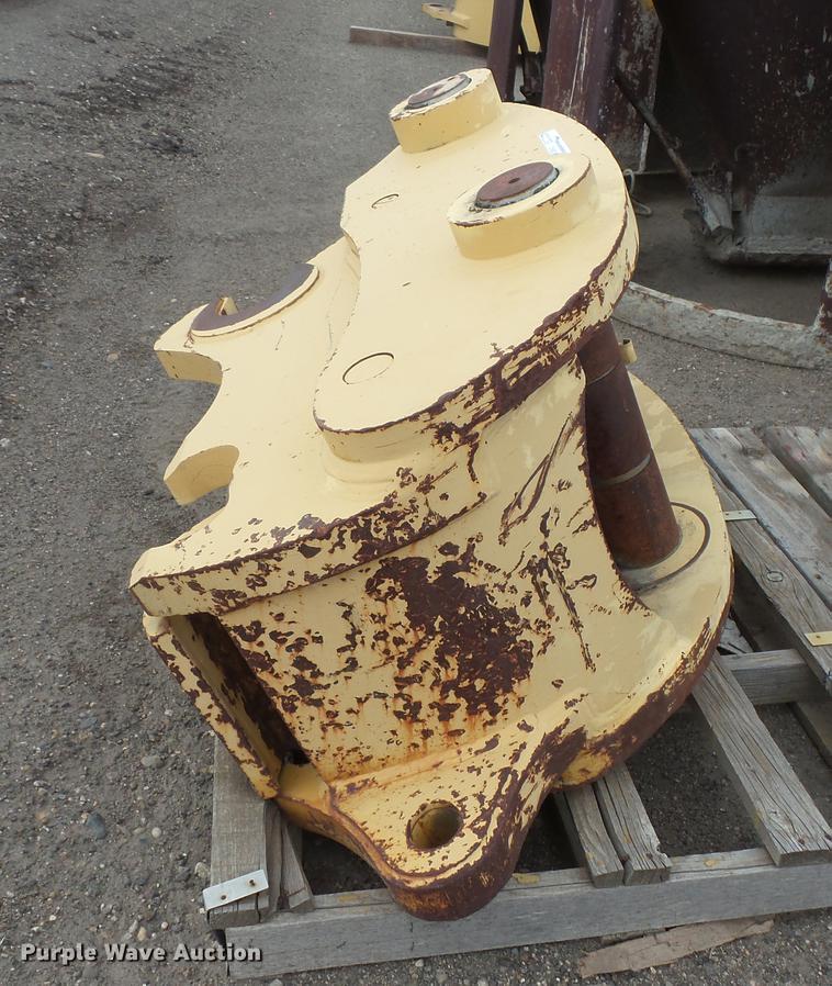 image for item DV9316 Excavator quick coupler