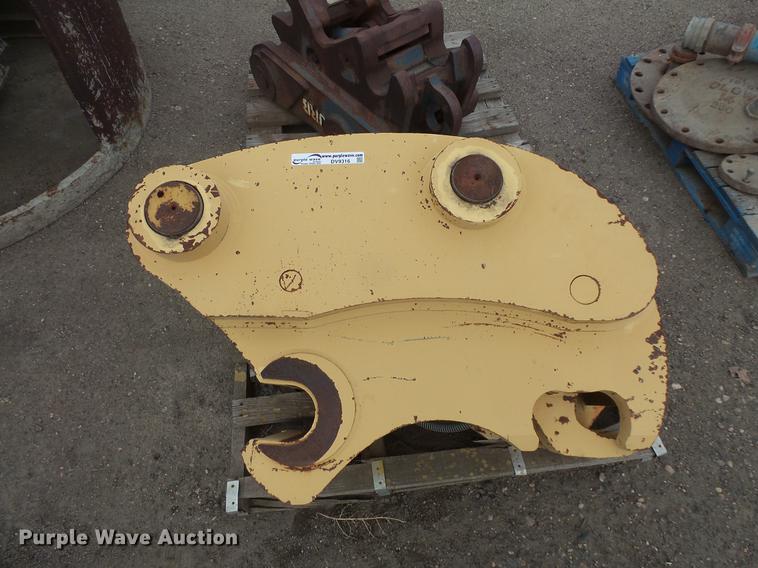 image for item DV9316 Excavator quick coupler