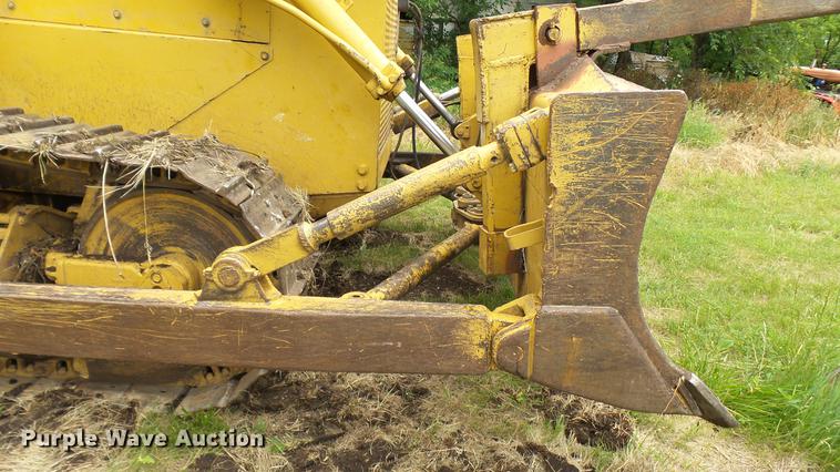 image for item DX9372 1986 Fiat-Allis 10C dozer