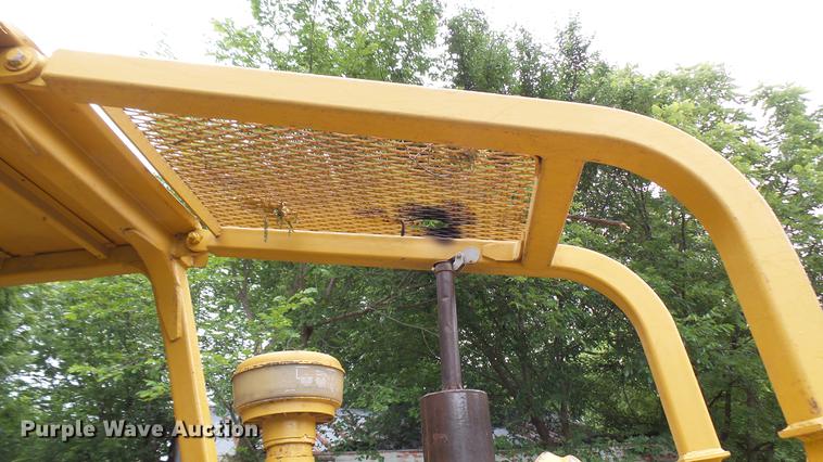 image for item DX9372 1986 Fiat-Allis 10C dozer