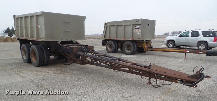 image for item DZ9293 1971 Clement end dump pup trailer