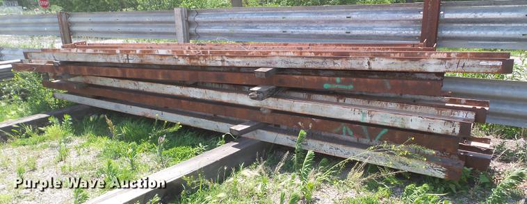 image for item DZ9359 Approximately 15 I-beams
