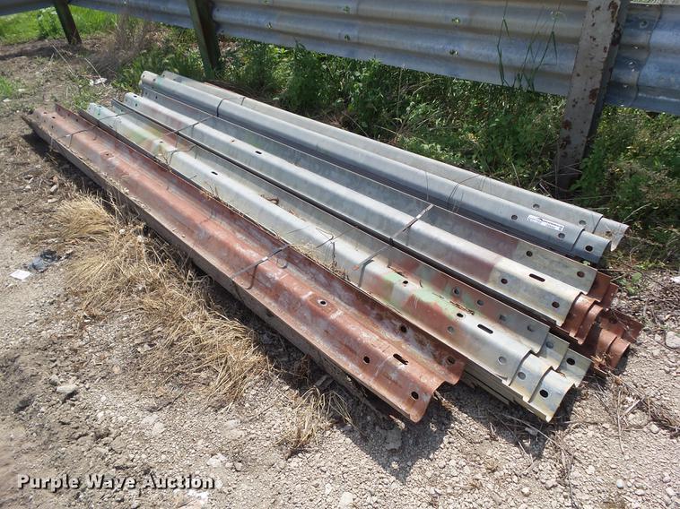 image for item DZ9362 Steel guard rail