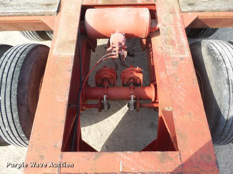image for item DZ9367 1982 Load King 503/504 DDBP low boy equipment trailer