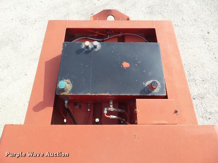 image for item DZ9367 1982 Load King 503/504 DDBP low boy equipment trailer