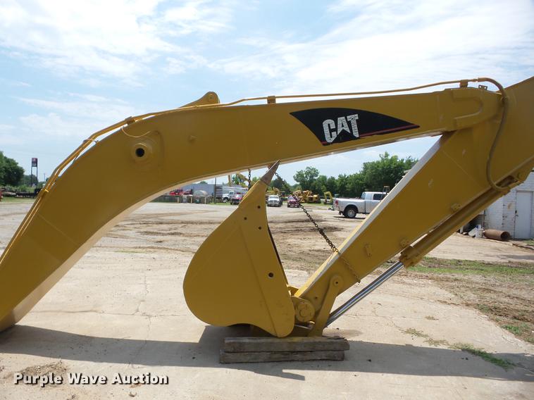 image for item EI9820 Caterpillar 322B excavator boom
