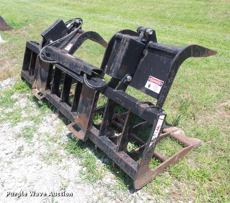 image for item EI9825 Tri-L skid steer root grapple bucket