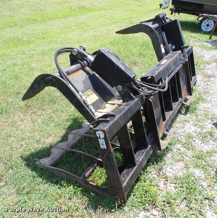 image for item EI9825 Tri-L skid steer root grapple bucket