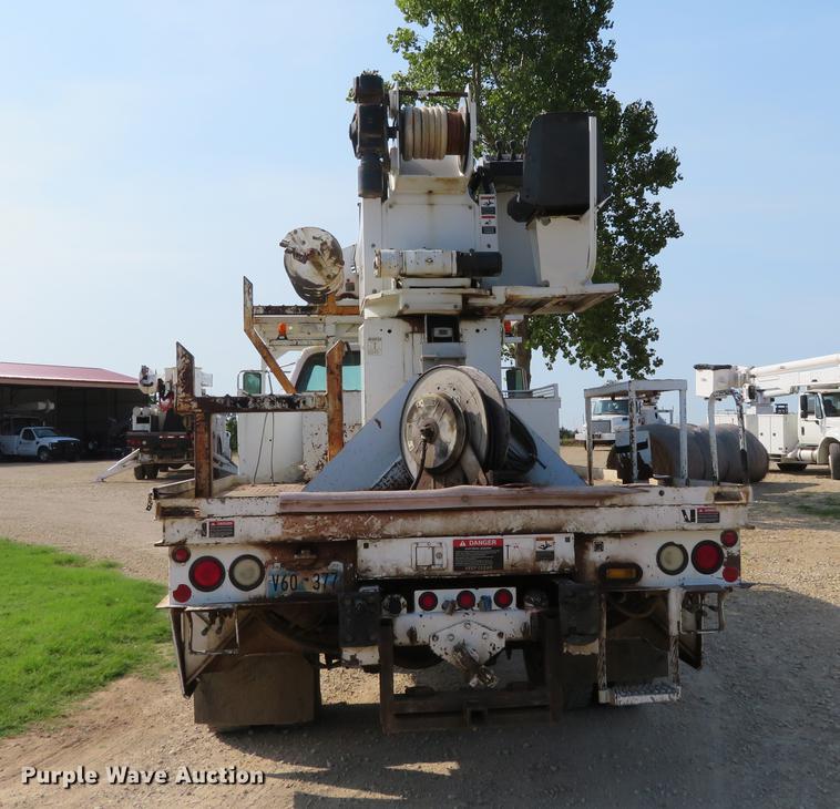 image for item EJ9627 2002 Ford F750 Super Duty digger derrick truck