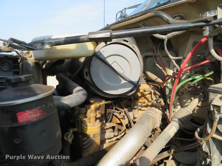 image for item EJ9627 2002 Ford F750 Super Duty digger derrick truck