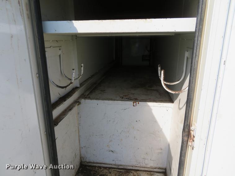 image for item EJ9627 2002 Ford F750 Super Duty digger derrick truck