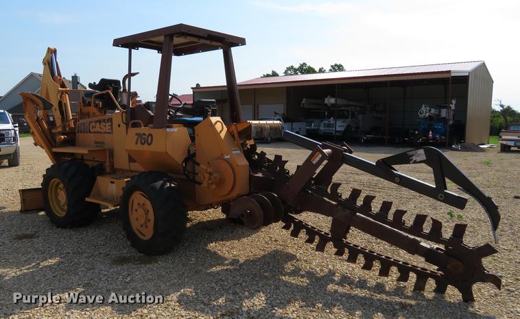 image for item EJ9628 1988 Case 760 trencher