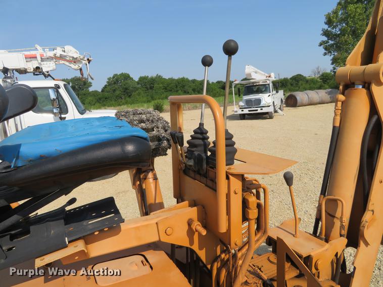 image for item EJ9628 1988 Case 760 trencher