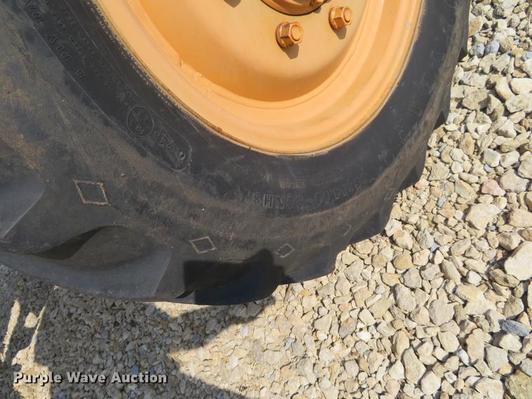 image for item EJ9628 1988 Case 760 trencher