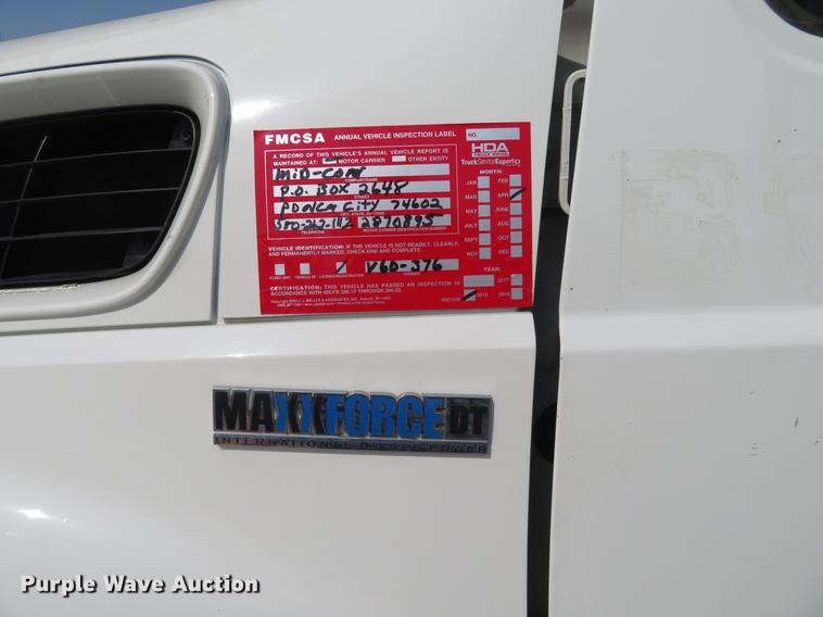 image for item EJ9629 2009 International DuraStar 4300 bucket truck