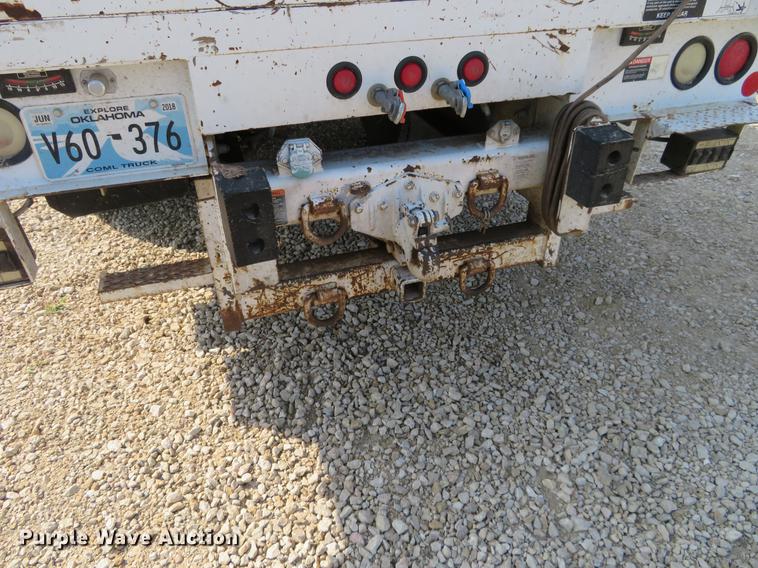 image for item EJ9629 2009 International DuraStar 4300 bucket truck