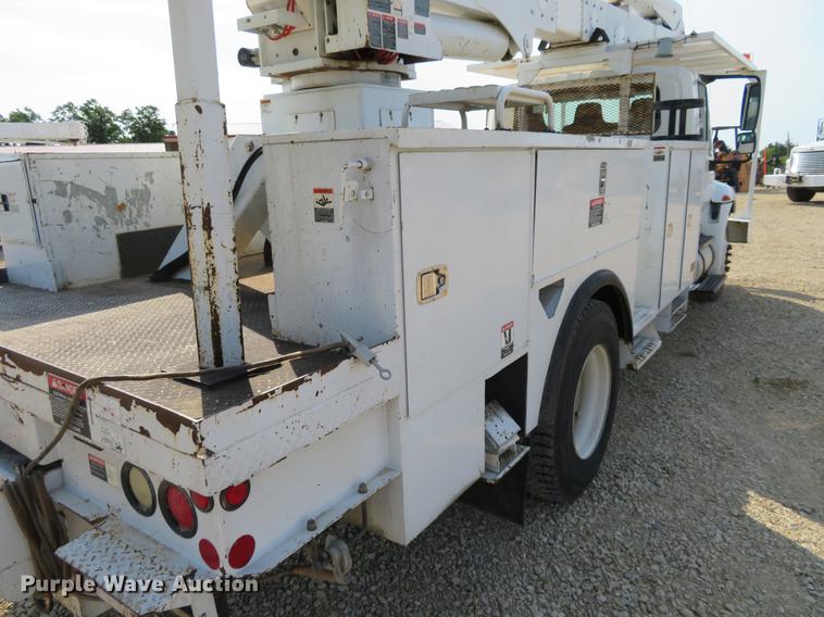 image for item EJ9629 2009 International DuraStar 4300 bucket truck
