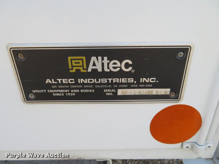 image for item EJ9629 2009 International DuraStar 4300 bucket truck