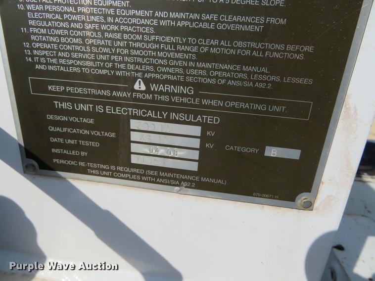 image for item EJ9629 2009 International DuraStar 4300 bucket truck