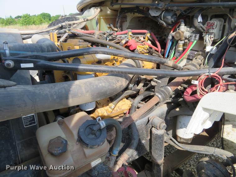 image for item EJ9630 2006 Freightliner Business Class M2 bucket truck