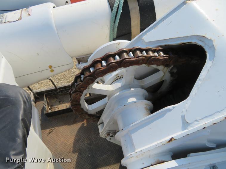 image for item EJ9630 2006 Freightliner Business Class M2 bucket truck