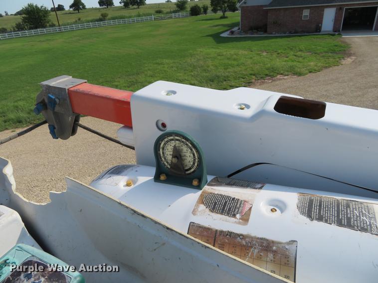 image for item EJ9630 2006 Freightliner Business Class M2 bucket truck