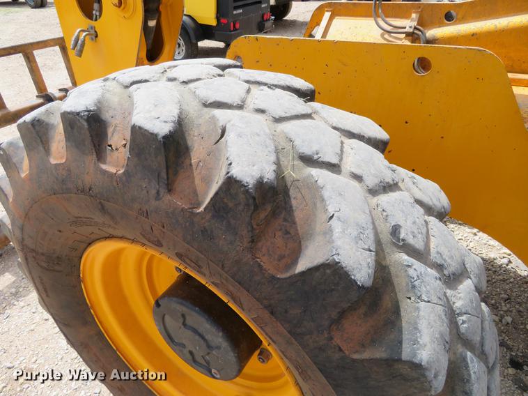 image for item EJ9639 JCB 509-42 telehandler