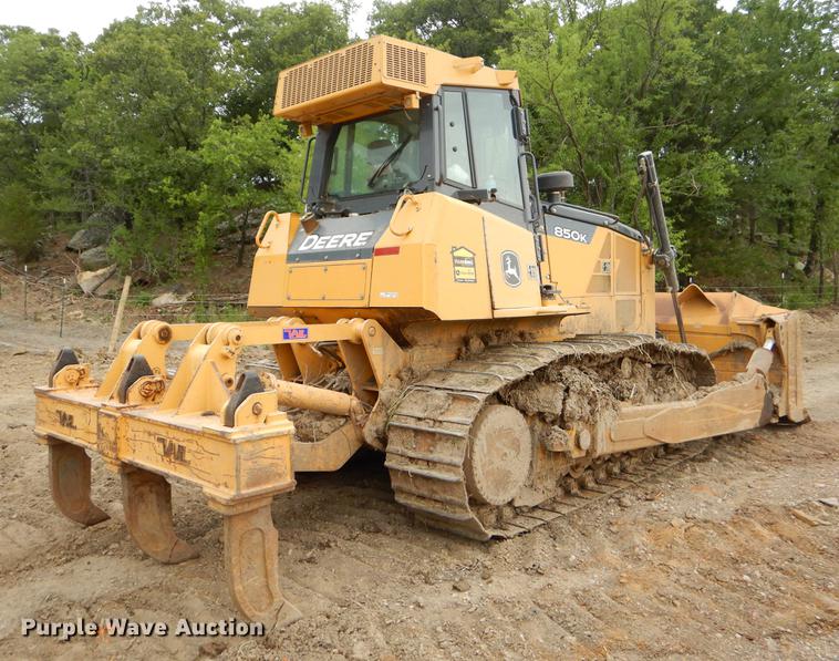 image for item EK9506 2011 John Deere 850K dozer