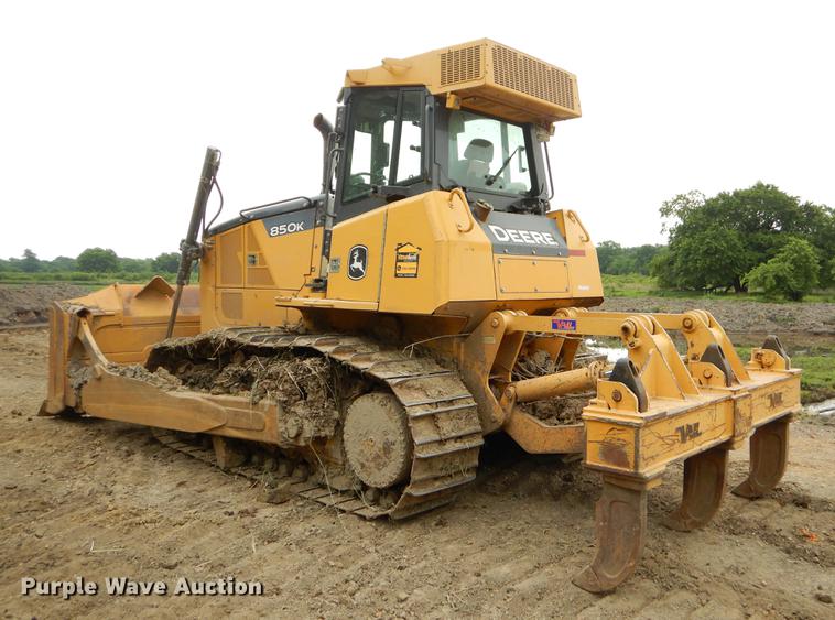 image for item EK9506 2011 John Deere 850K dozer