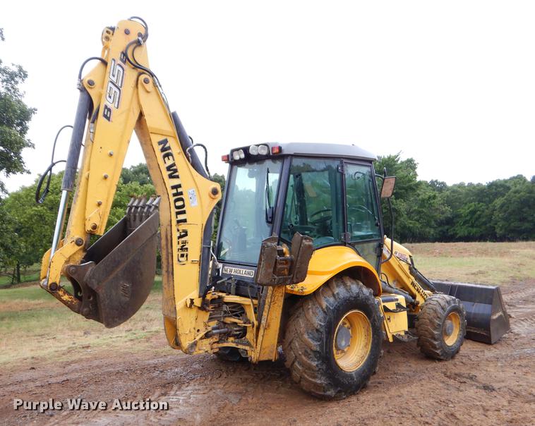 image for item EK9507 2011 New Holland B95B backhoe