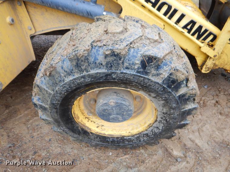 image for item EK9507 2011 New Holland B95B backhoe