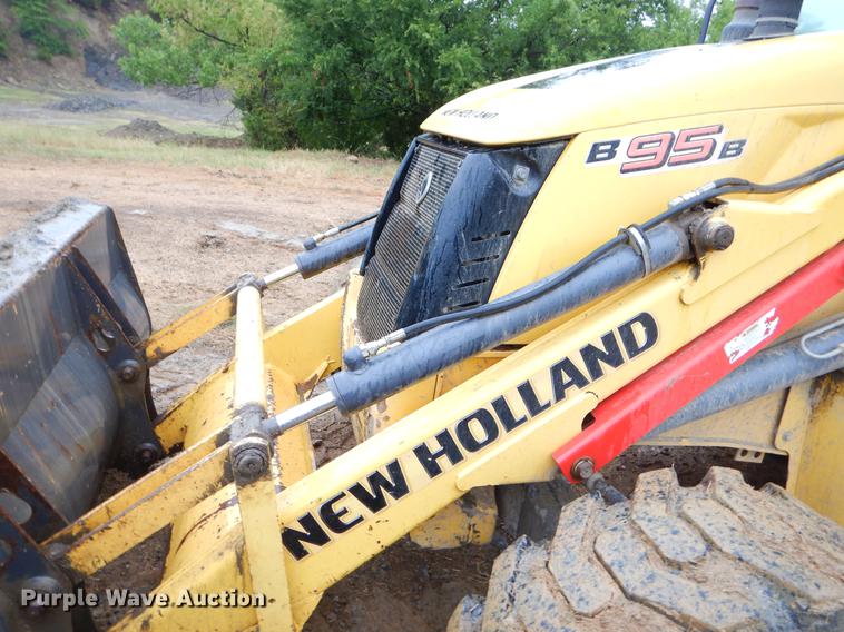 image for item EK9507 2011 New Holland B95B backhoe