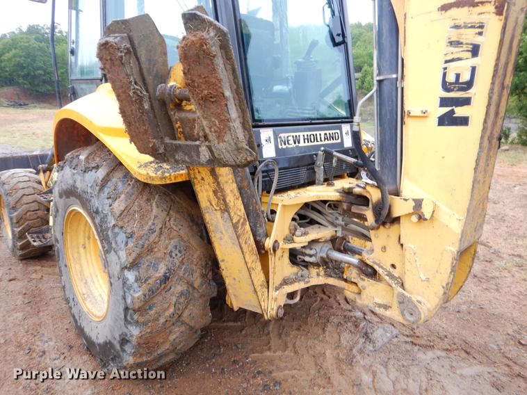image for item EK9507 2011 New Holland B95B backhoe