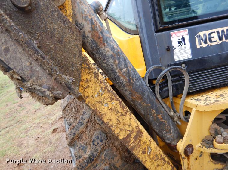image for item EK9507 2011 New Holland B95B backhoe