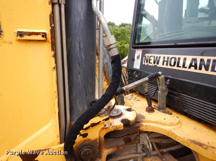 image for item EK9507 2011 New Holland B95B backhoe