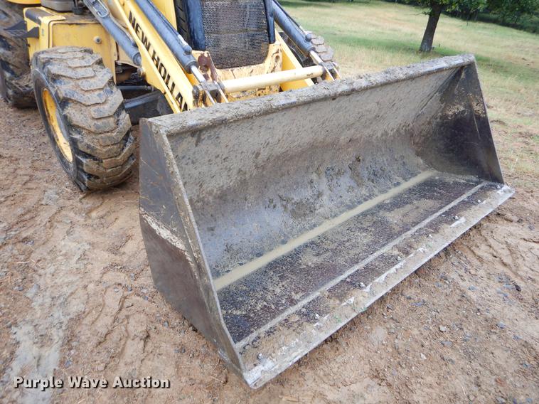 image for item EK9507 2011 New Holland B95B backhoe