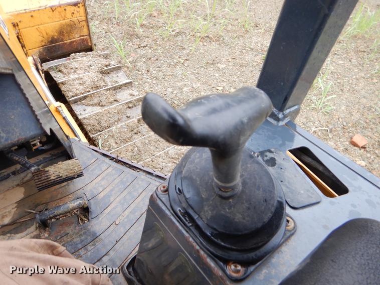 image for item EK9508 2007 John Deere 650J dozer