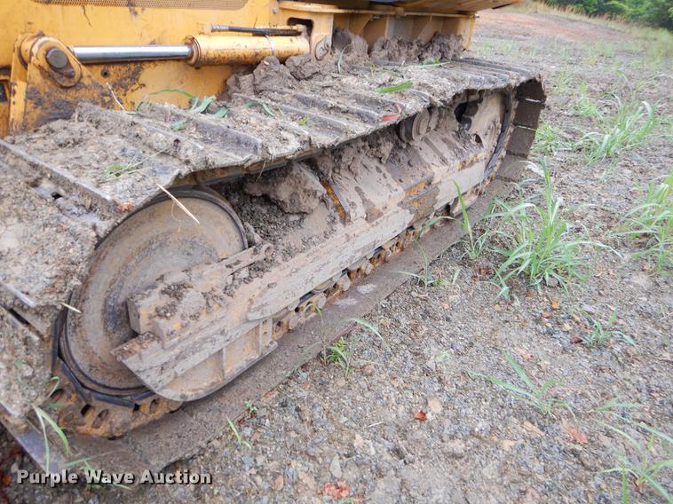 image for item EK9508 2007 John Deere 650J dozer
